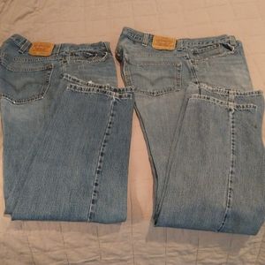 Levi’s 559 Relaxed Fit Distressed Blue Jean, 38x34, wear on leg bottoms & fading